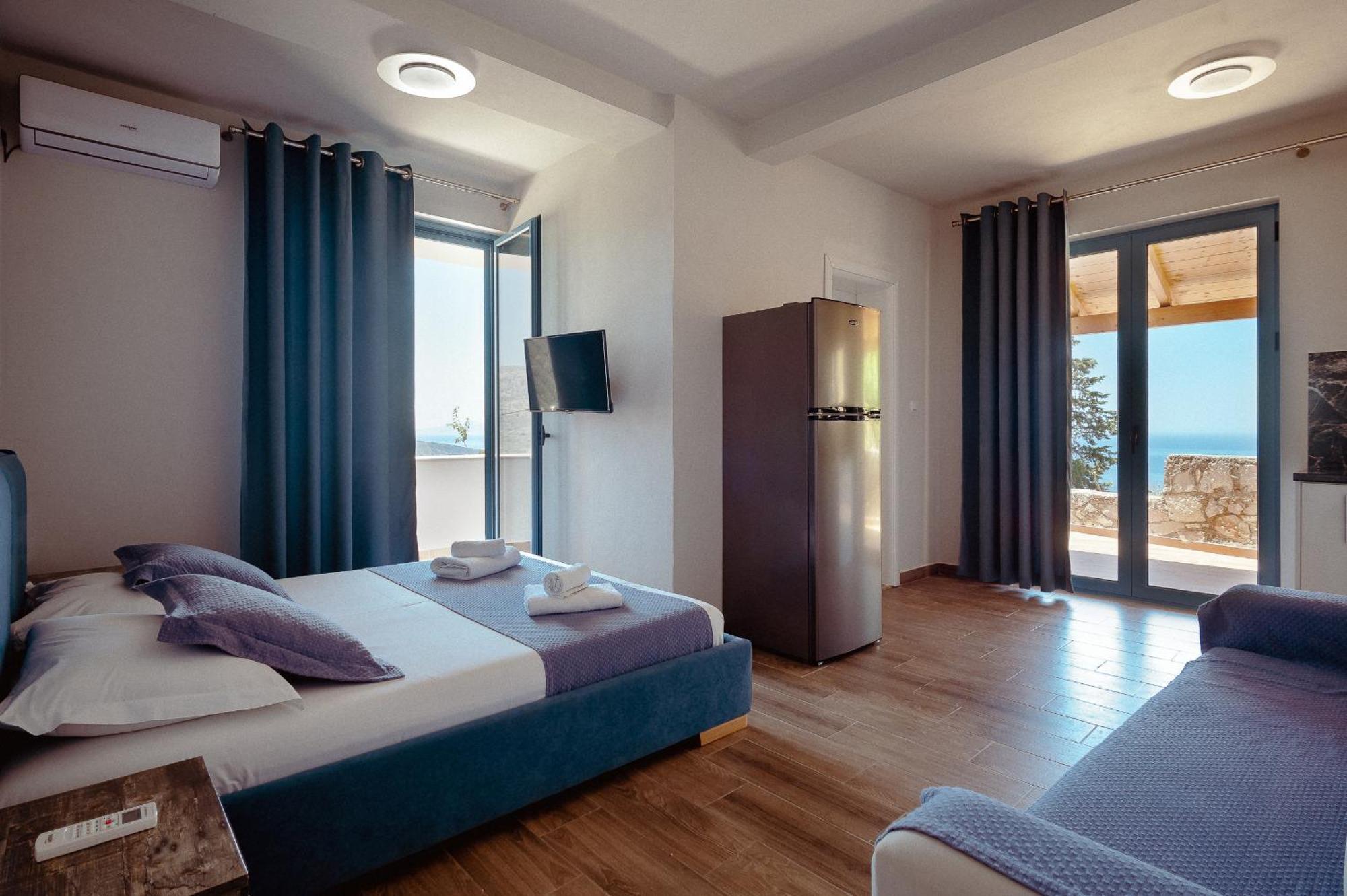 Alex Boutique Bed & Breakfast Himarë
