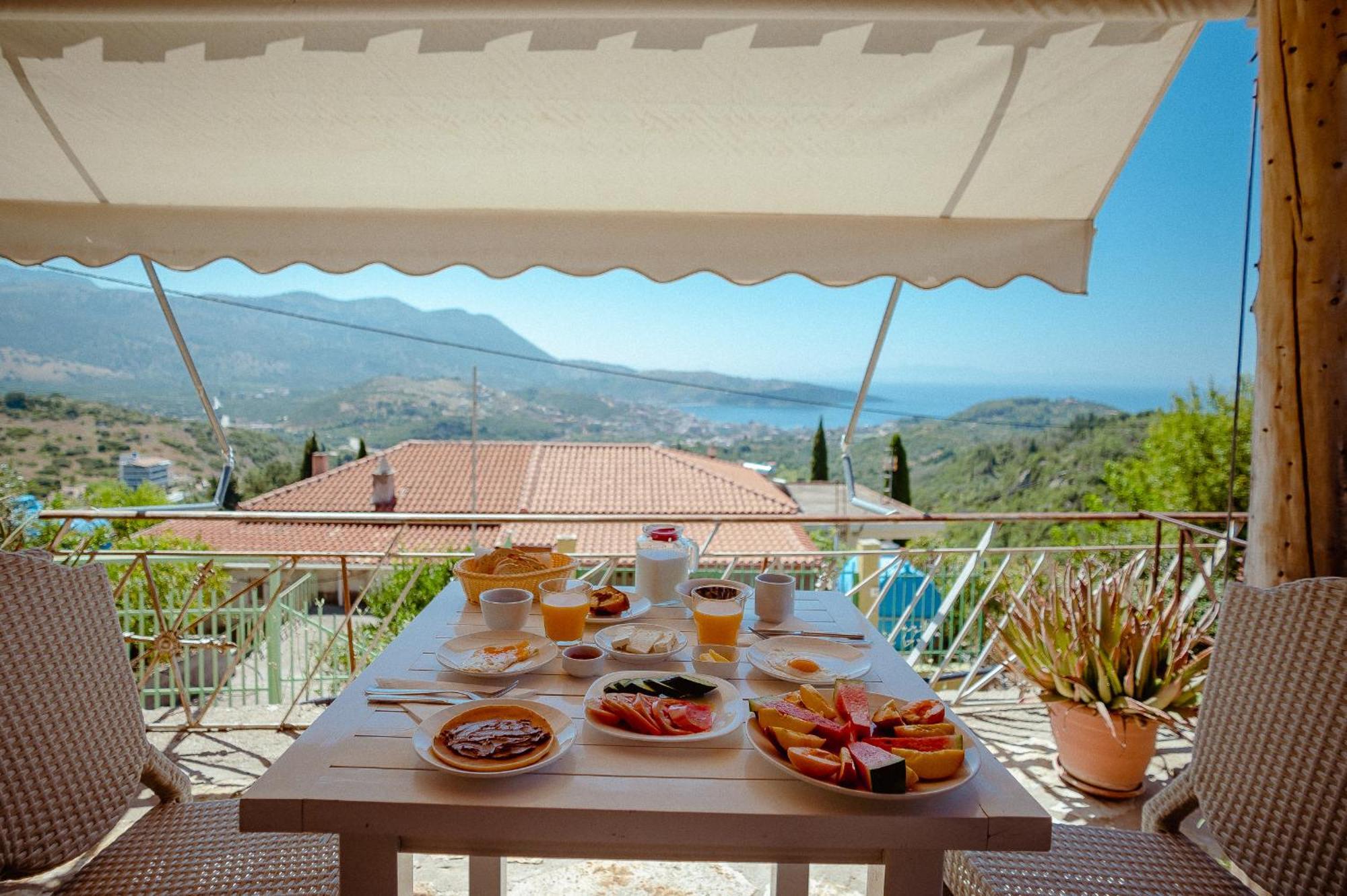 Alex Boutique Bed & Breakfast Himarë