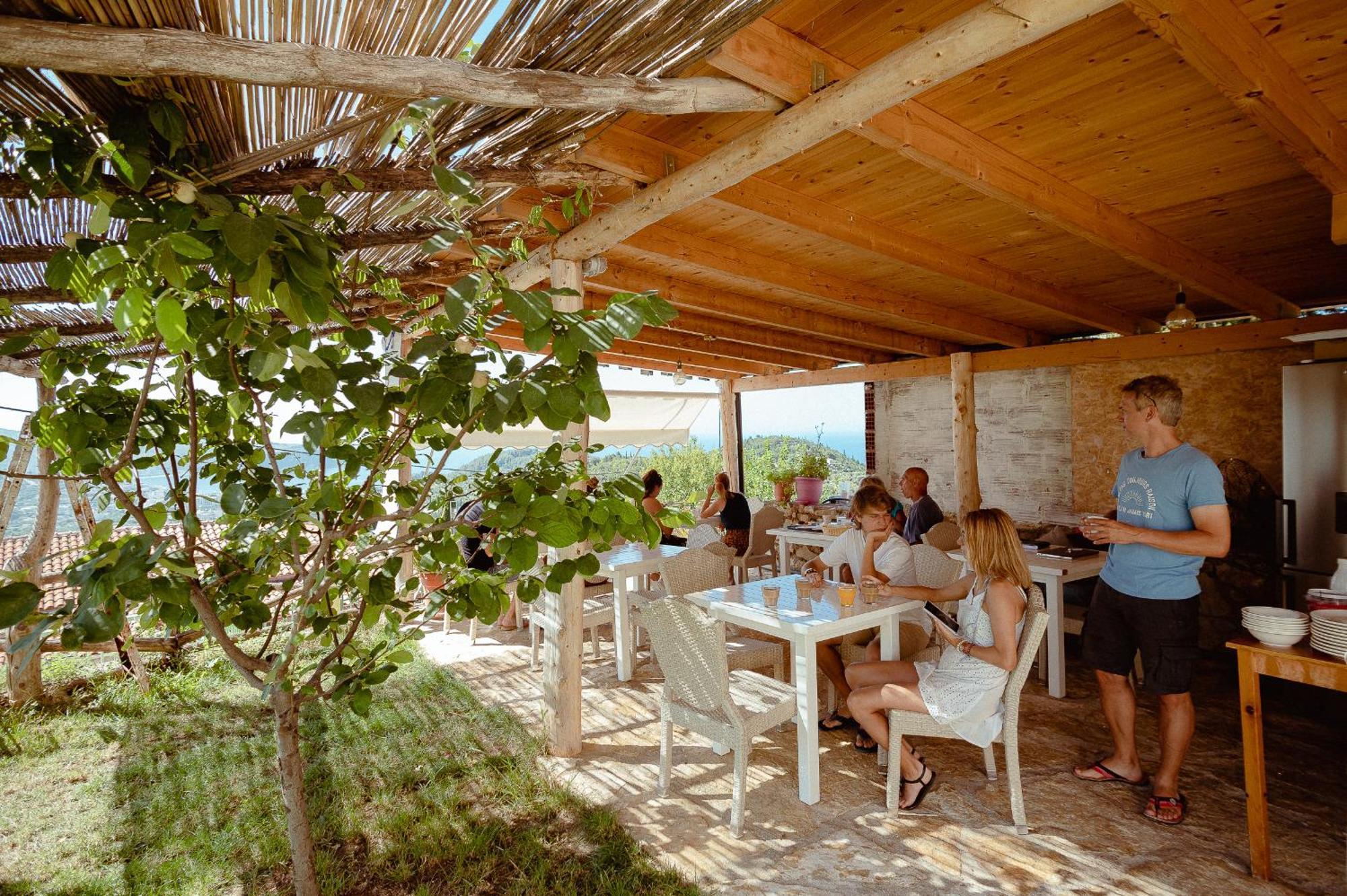Bed & Breakfast Alex Boutique Himarë