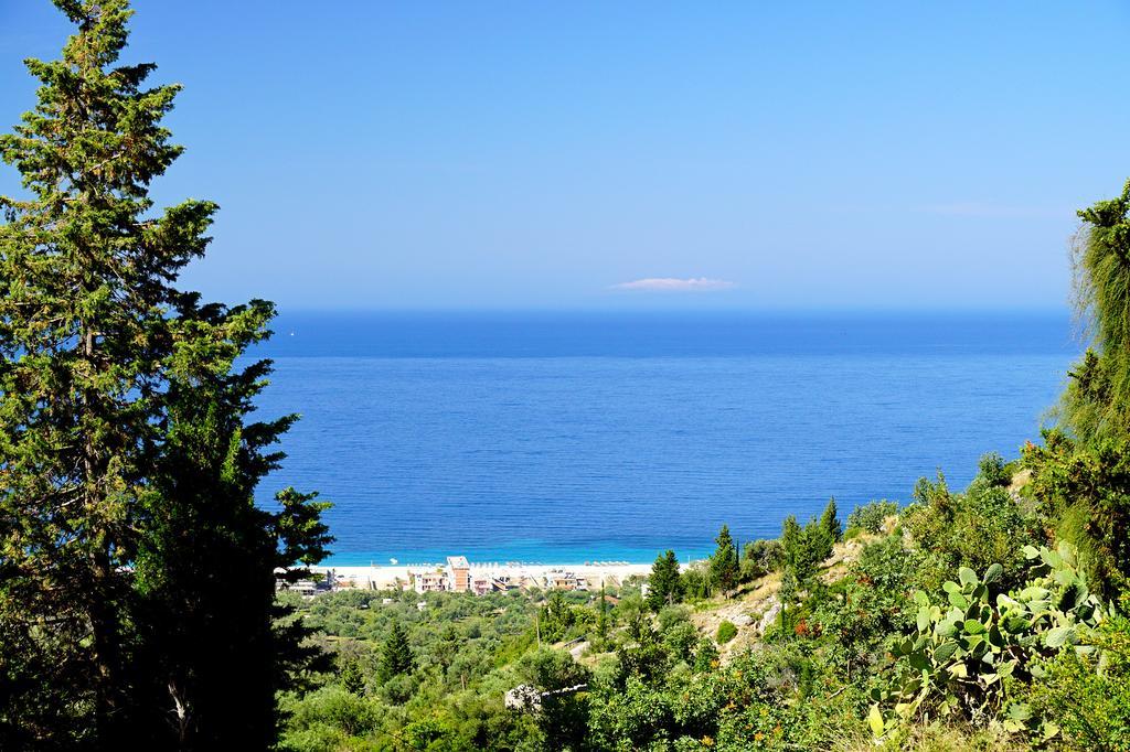 Alex Boutique * Himarë